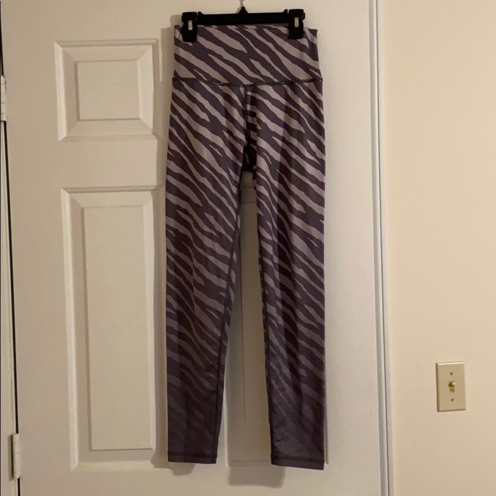 Arie leggings